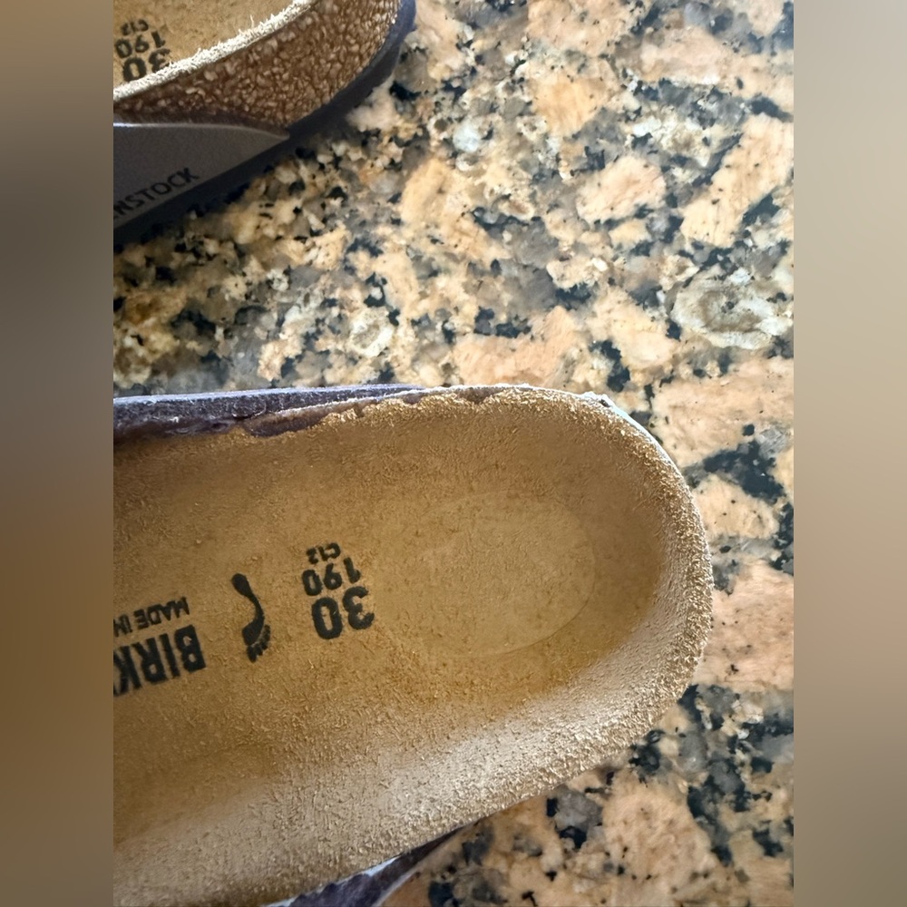 Birkenstock Arizona Slide Sandal - Little Kid - Mocha - Picture 5 of 6